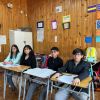 Estudiantes debaten sus ideas